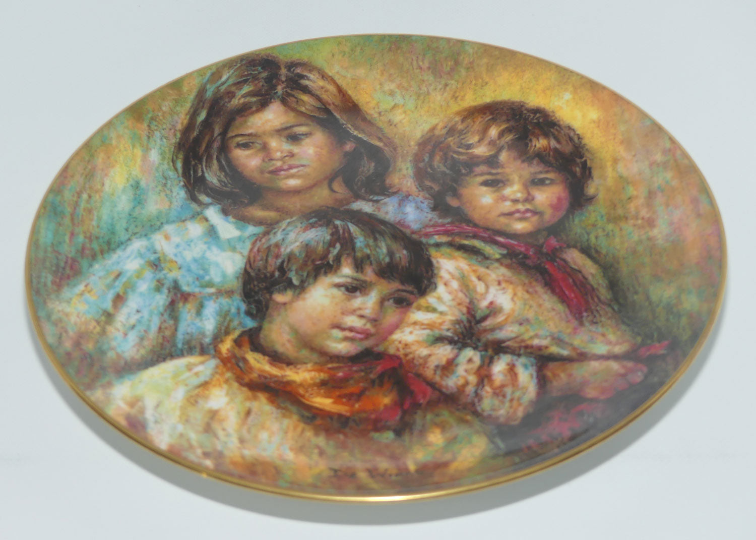 Royal Doulton Collectors International plate by Lisette De Winne #2 | Village Children