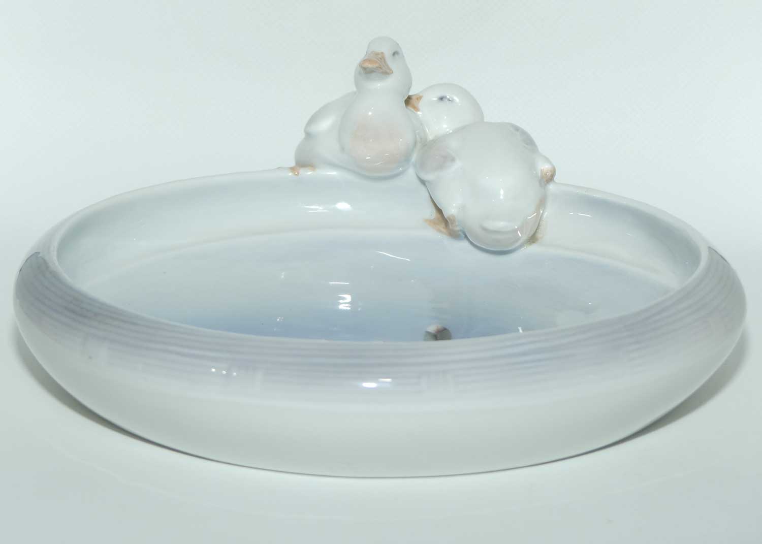 Royal Copenhagen float bowl with Duck Pond style | Pair of Ducks and Waterlily | #358