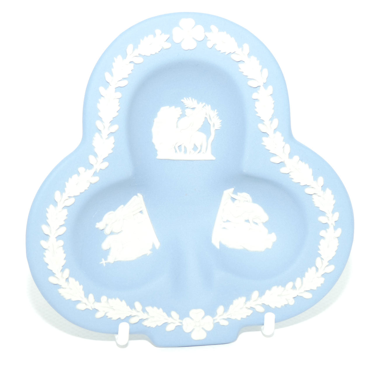 Wedgwood Jasper | White on Pale Blue | Clubs shape dish | #3