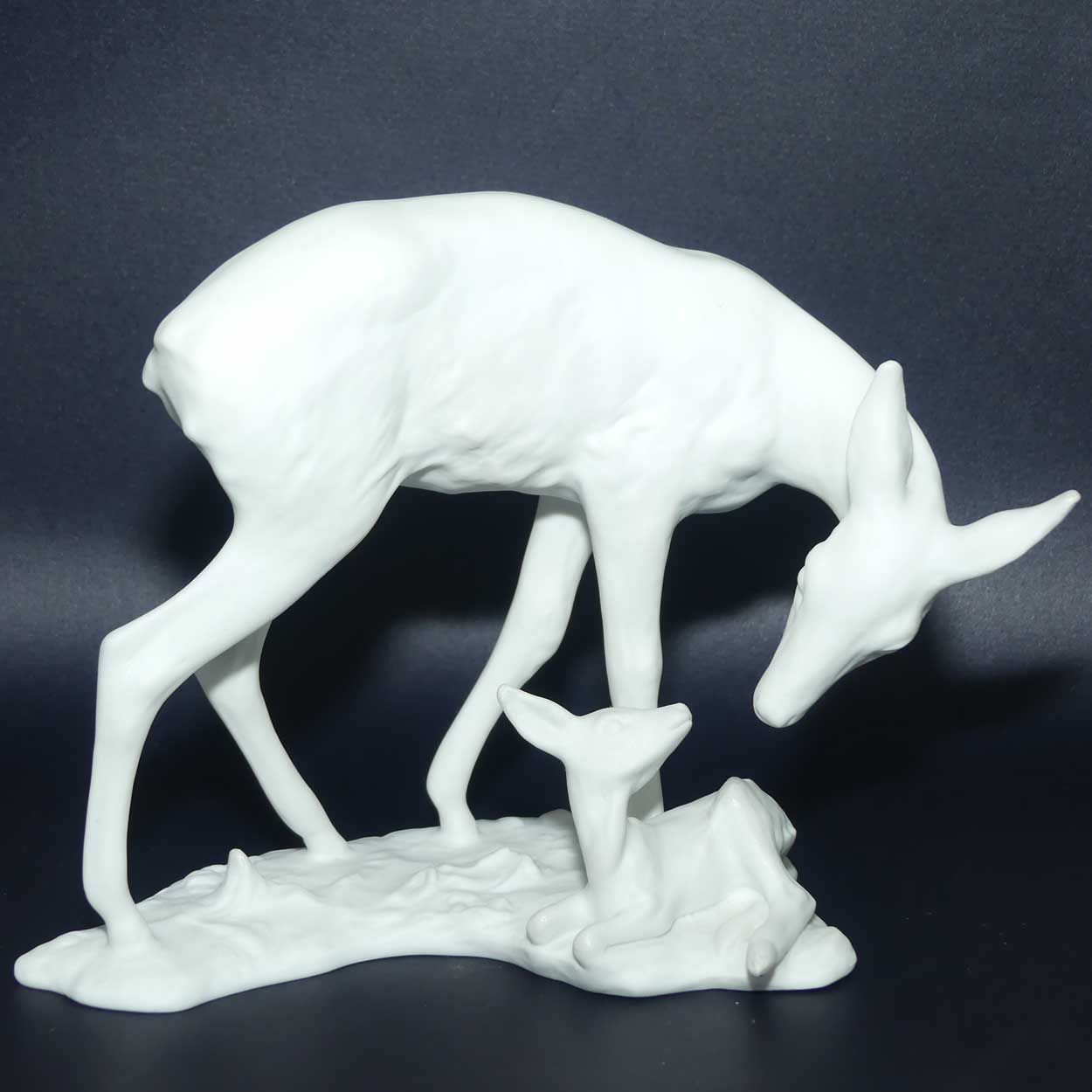 AK Kaiser West Germany Bisque figure | Wild Animals series | 427 Doe and Fawn