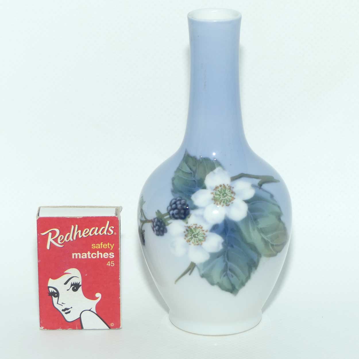 Royal Copenhagen bud vase | Flowers and Blackberries | #43A