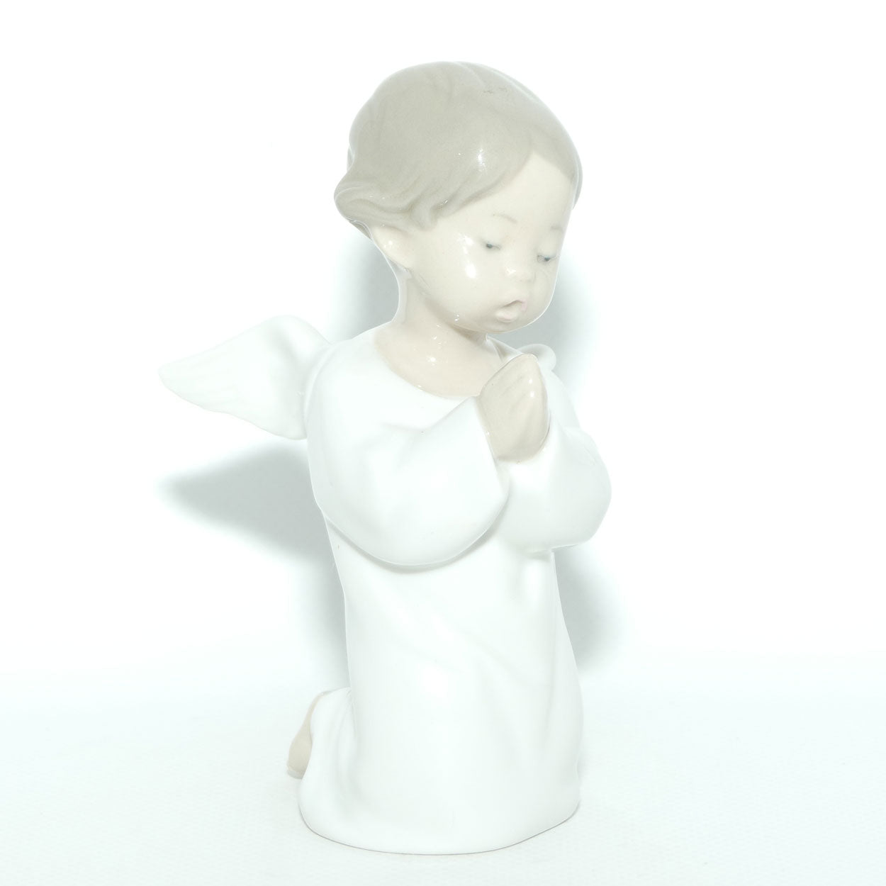Lladro figure Angel Praying #4538