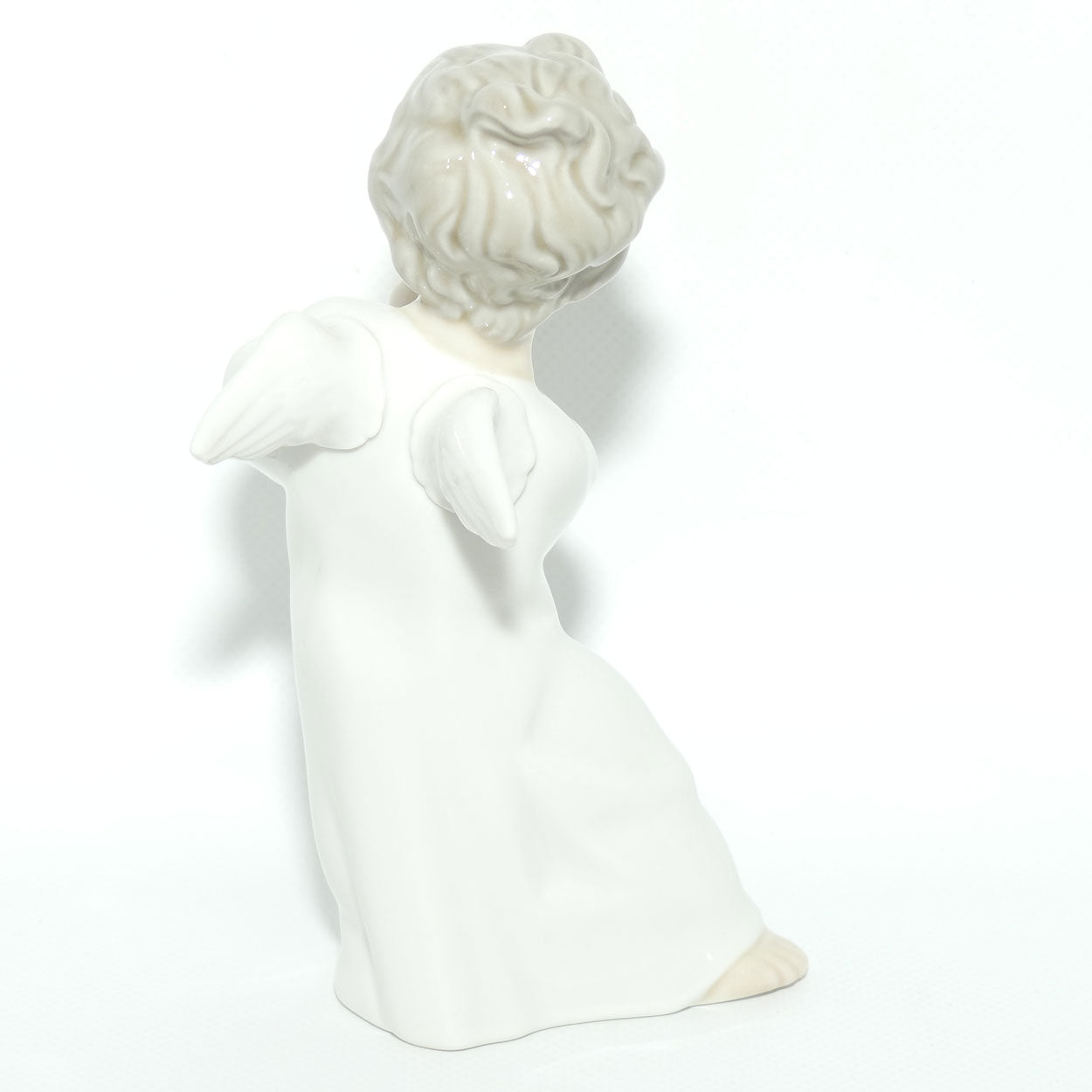 Lladro figure Angel with Flute | Angel Standing | #4540 | #2