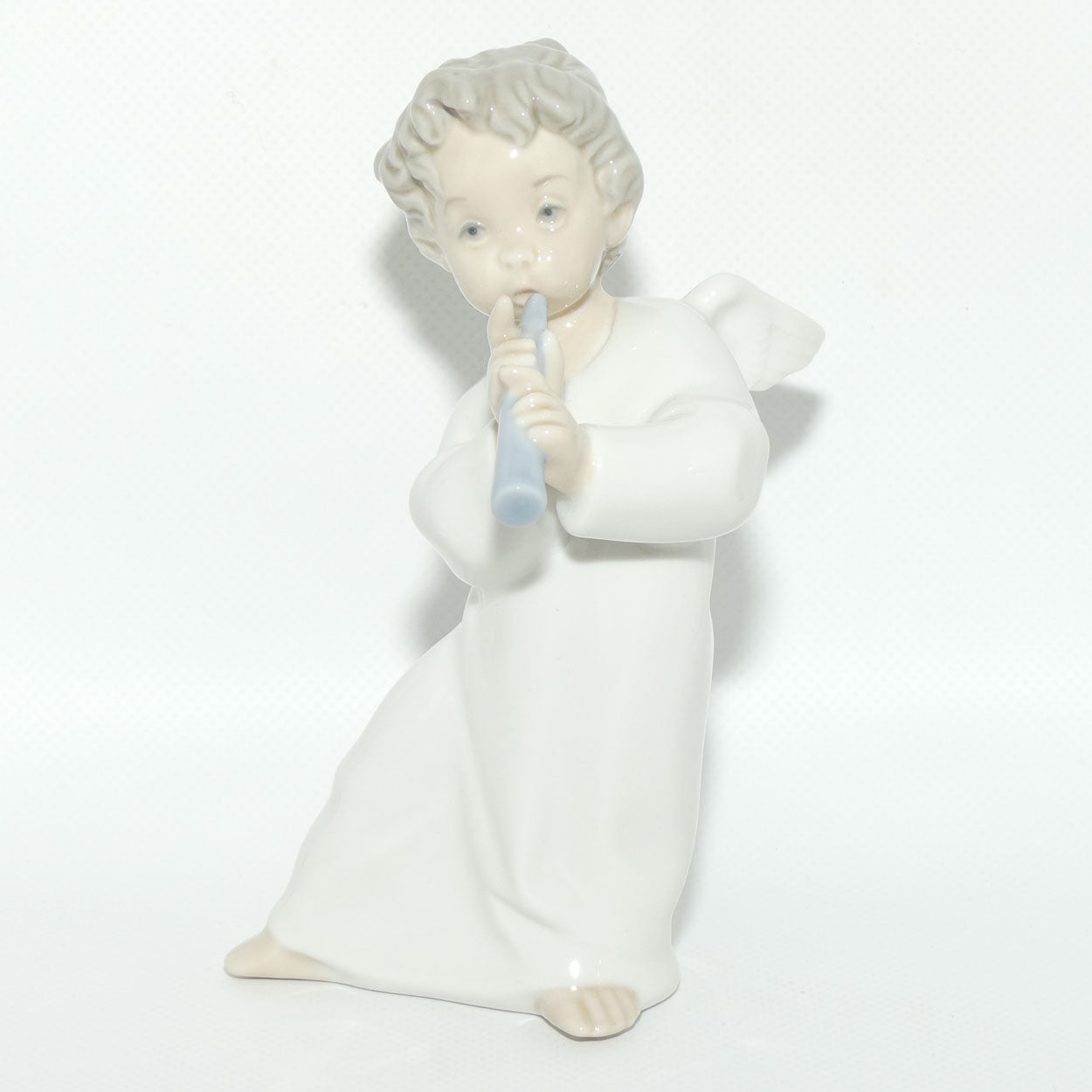 Lladro figure Angel with Flute | Angel Standing | #4540 | #2