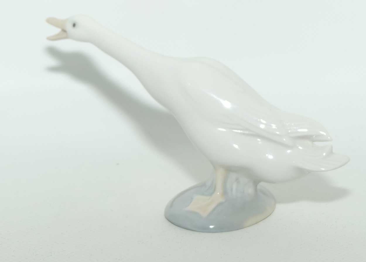 Lladro figure Little Duck #4551 | Neck Out | #1