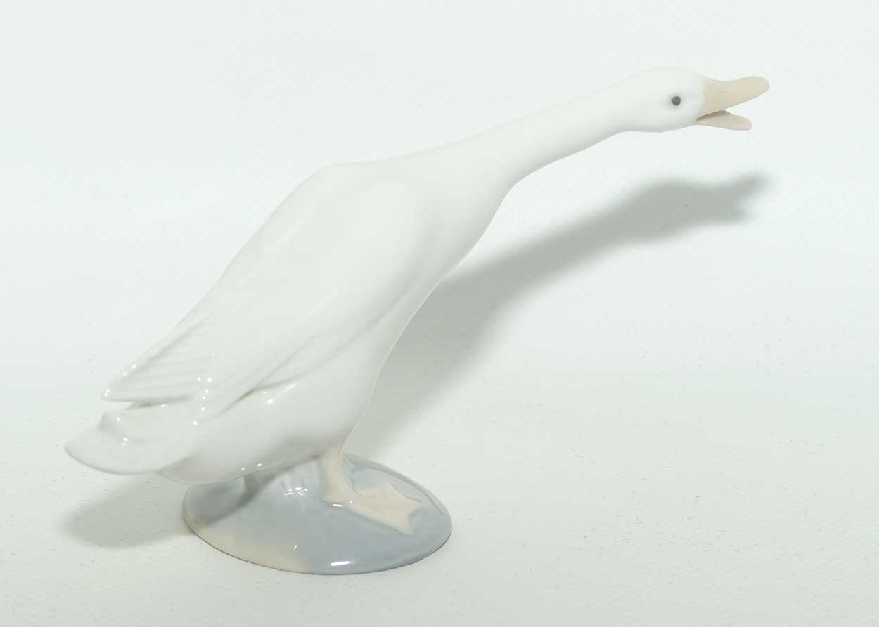 Lladro figure Little Duck #4551 | Neck Out | #1