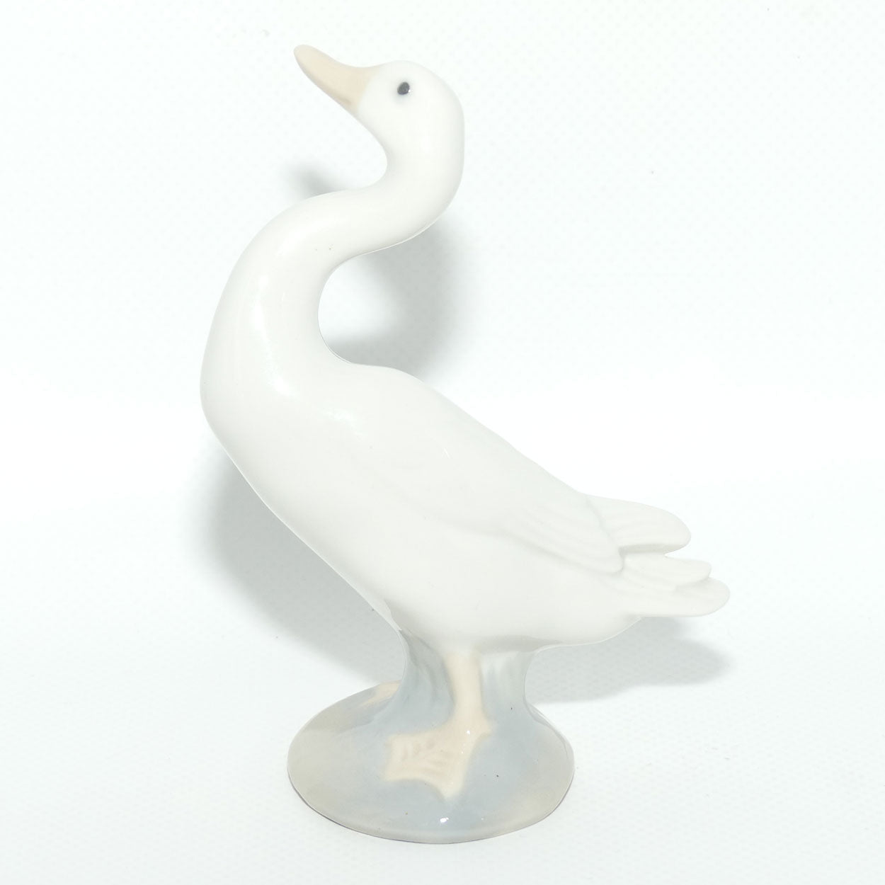 Lladro figure Little Duck #4552 | Looking Up | #4