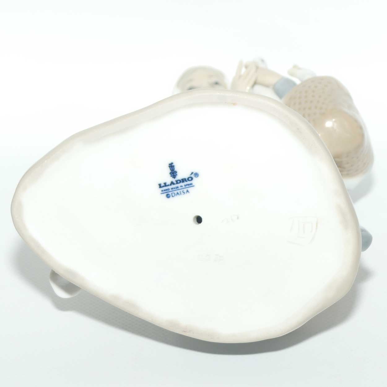 Lladro figure Shepherdess with Ducks | #4568