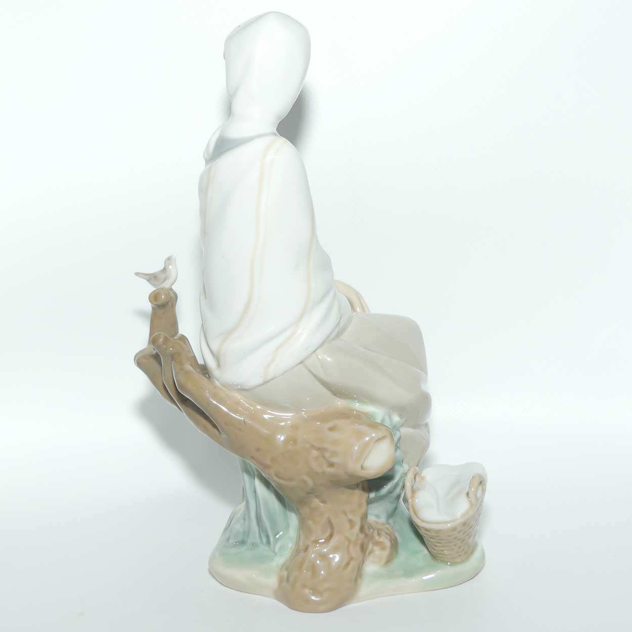 Lladro figure New Shepherdess | #4576