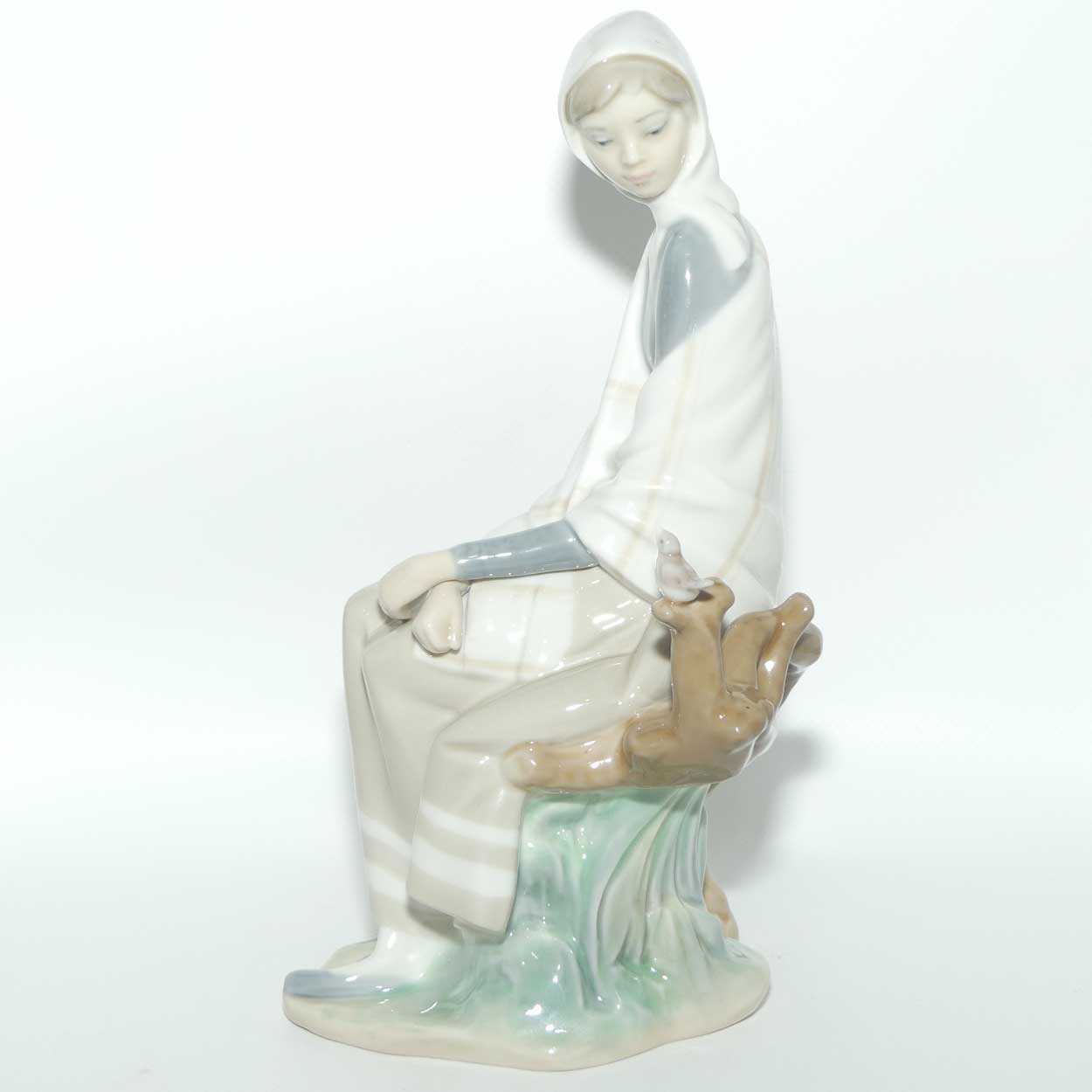 Lladro figure New Shepherdess | #4576