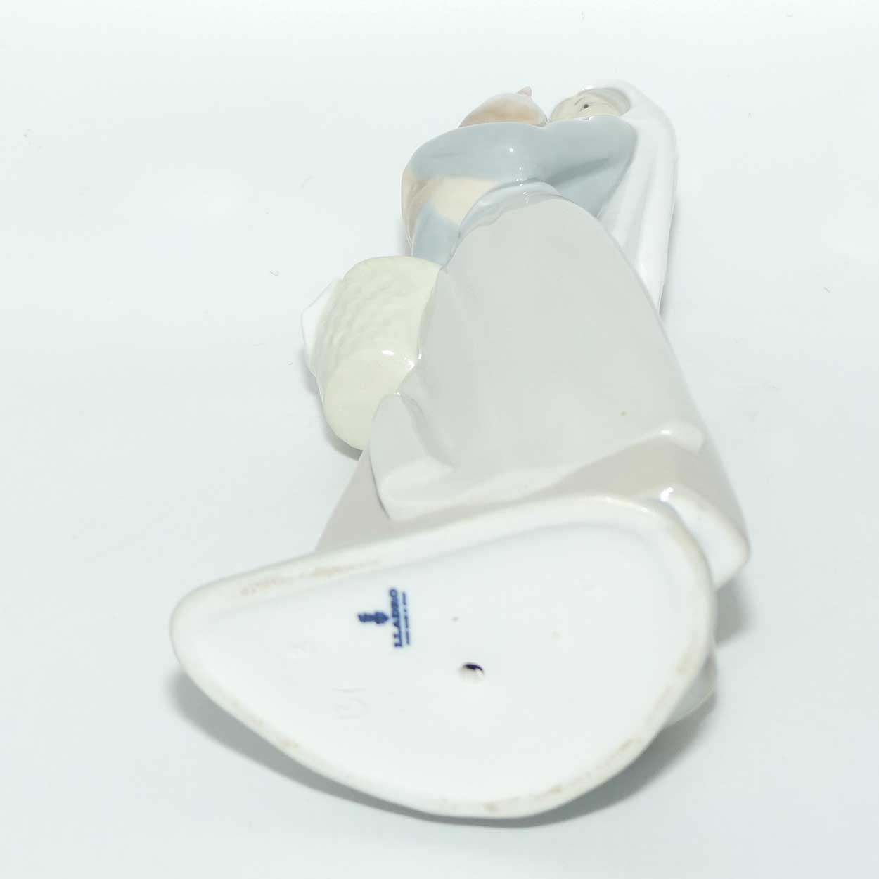 Lladro figure Girl with Cockerel #4591 | #2