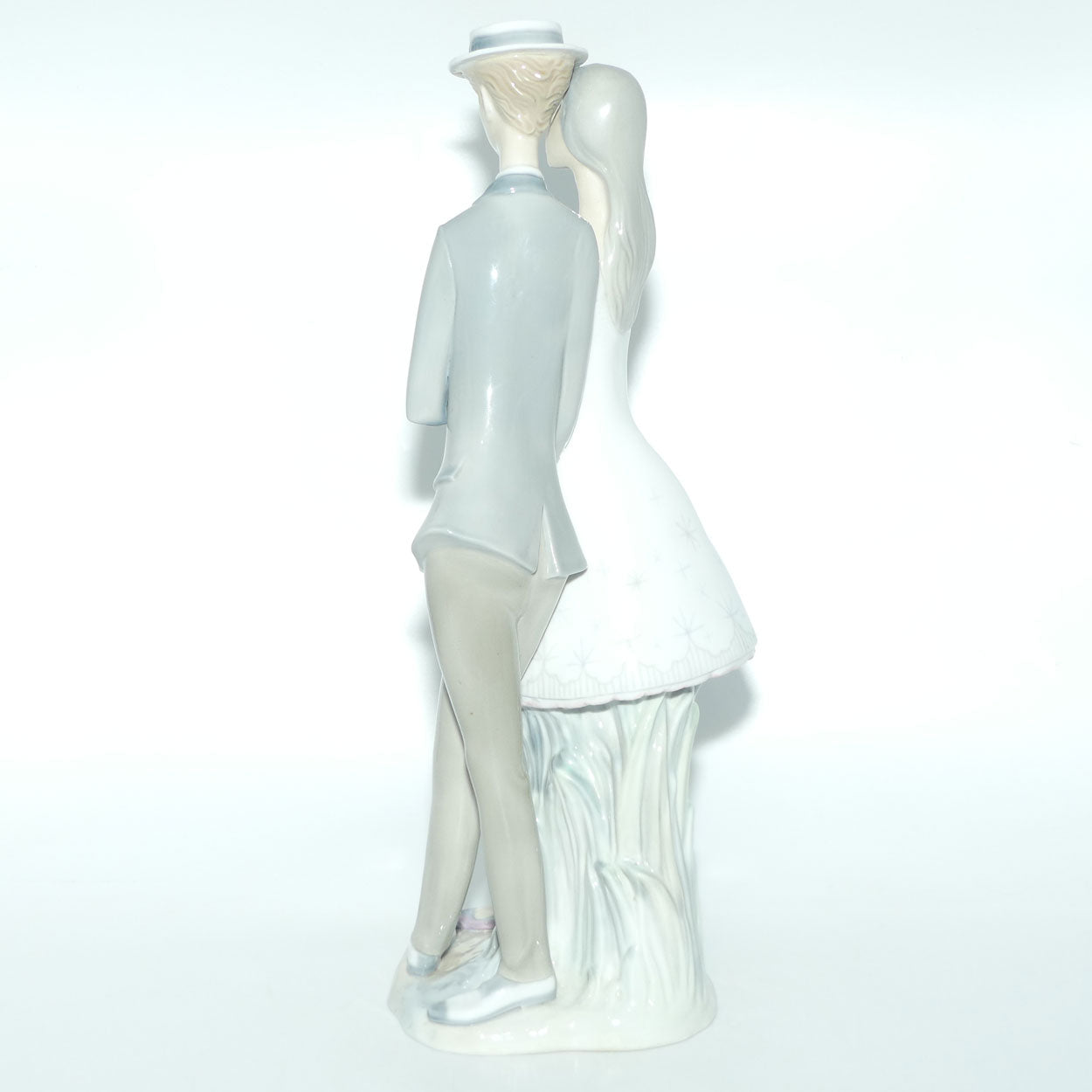 Lladro figure Sweethearts | #4598