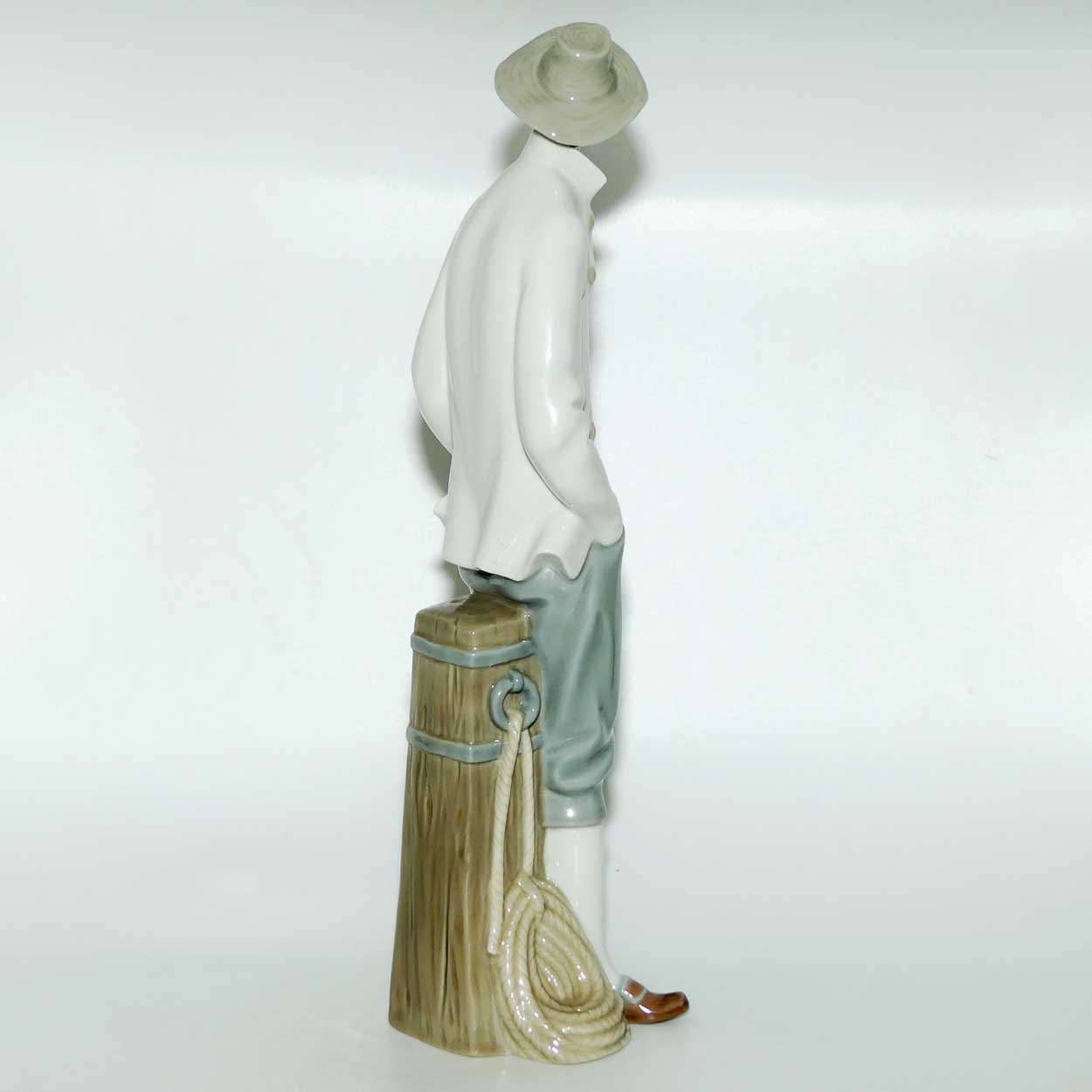 Lladro figure Sailor | Tall | Gloss | #4657