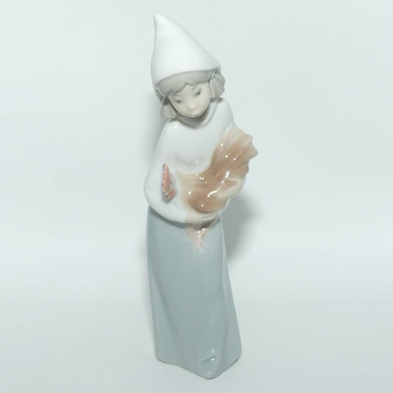 Lladro figure Girl with Rooster | #4677