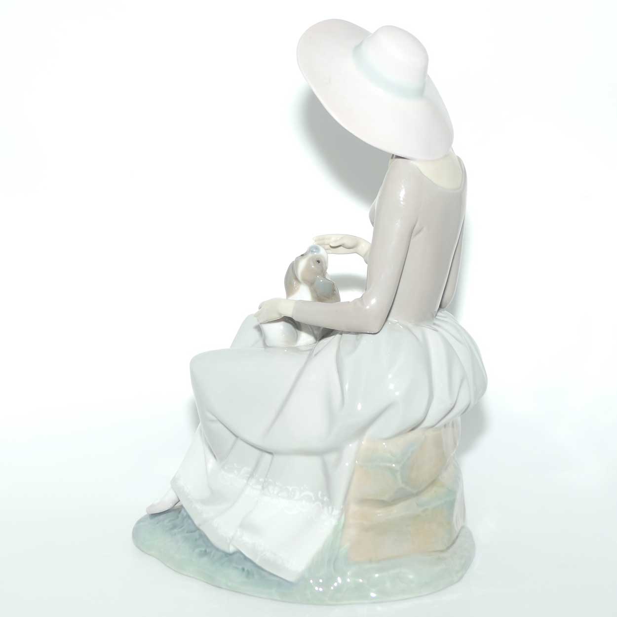 Lladro figure Girl with Dog | Gloss | #4806