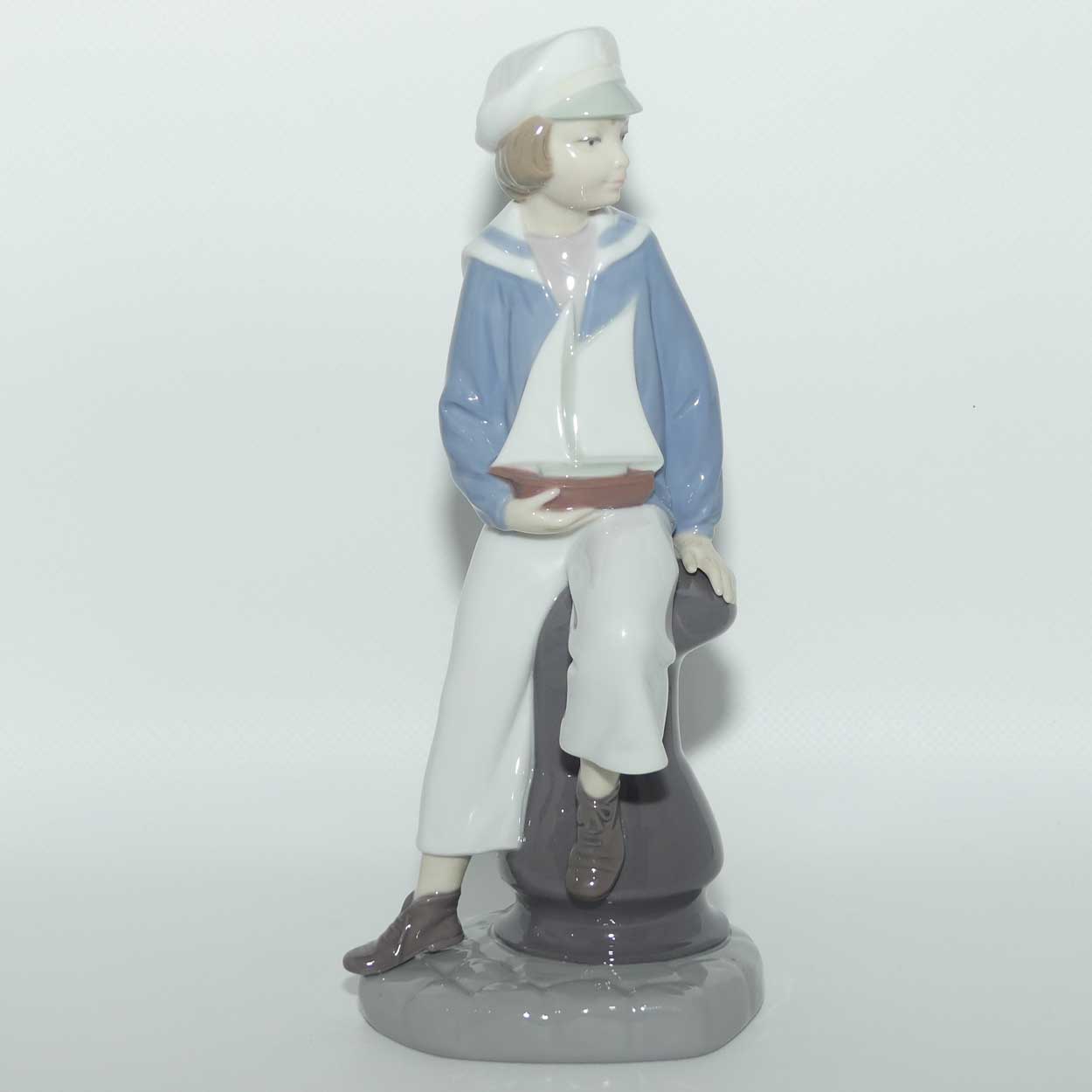 Lladro figure Boy with Yacht | Young Sailor | #4810 | #3