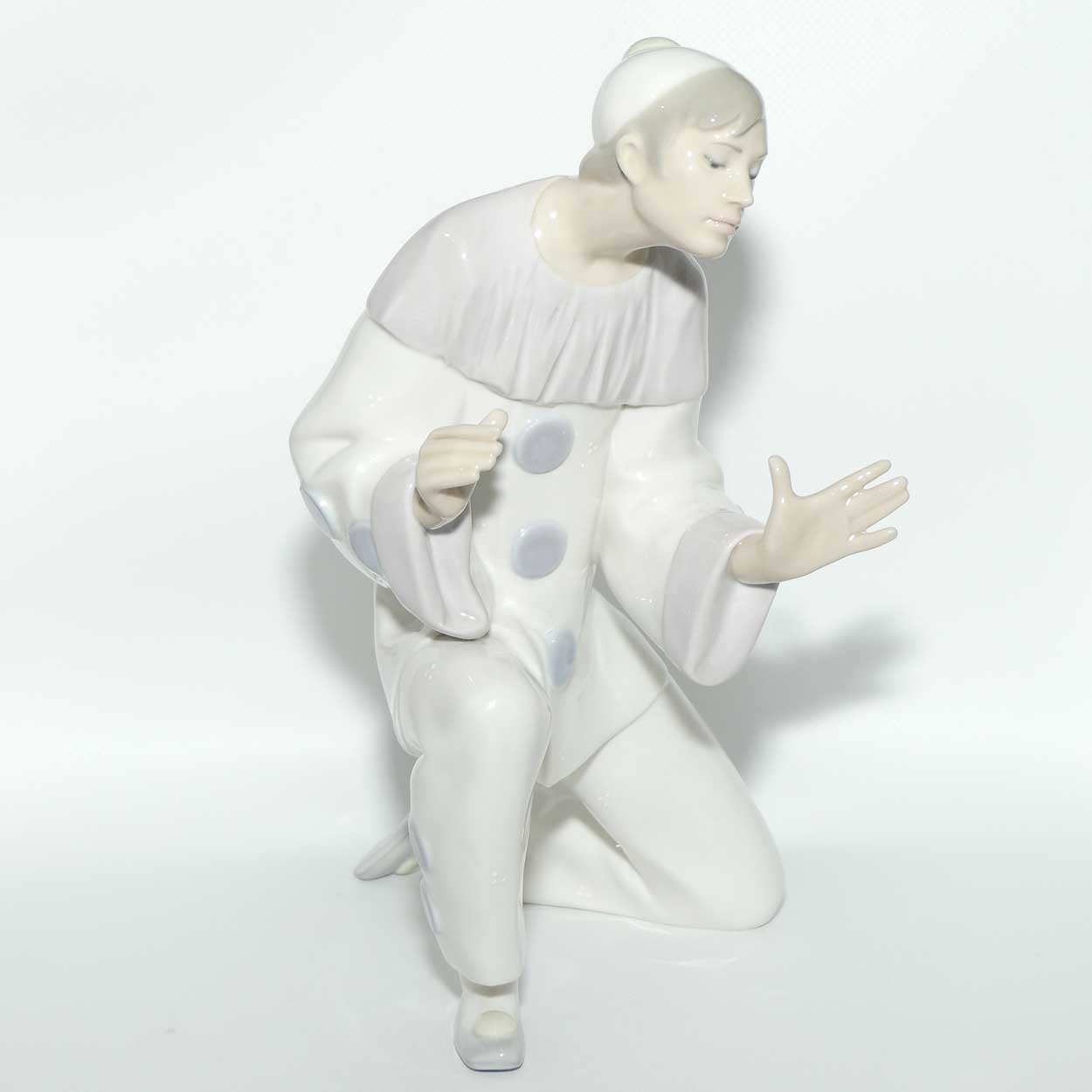 Lladro figure Charmingness | Gloss | #4848