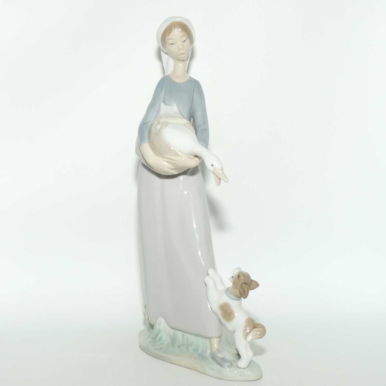 Lladro figure Girl with Goose and Dog #4866