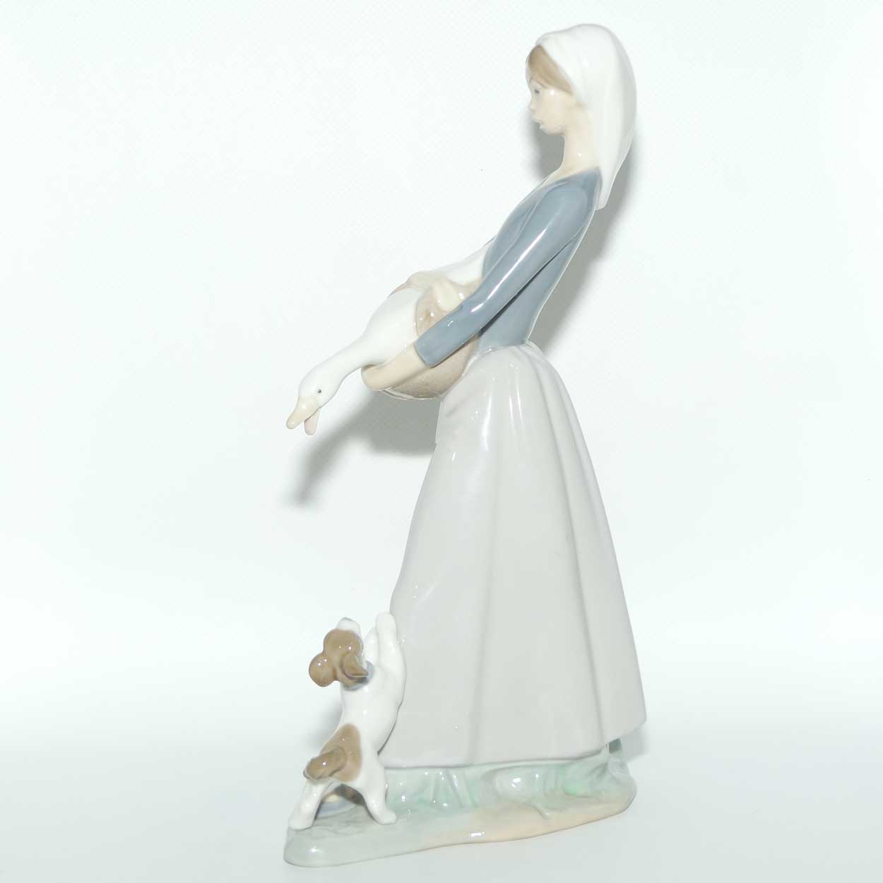 Lladro figure Girl with Goose and Dog | #2 | #4866