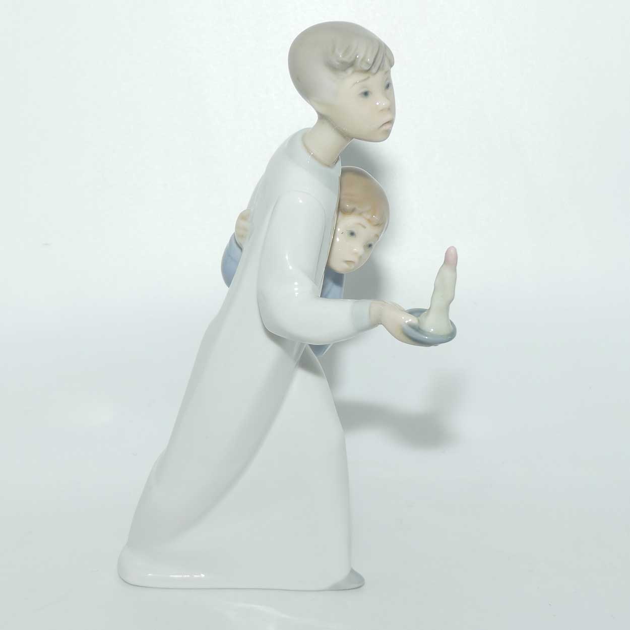Lladro figure | Boy and Girl | Boy in Nightshirt #1 | #4874