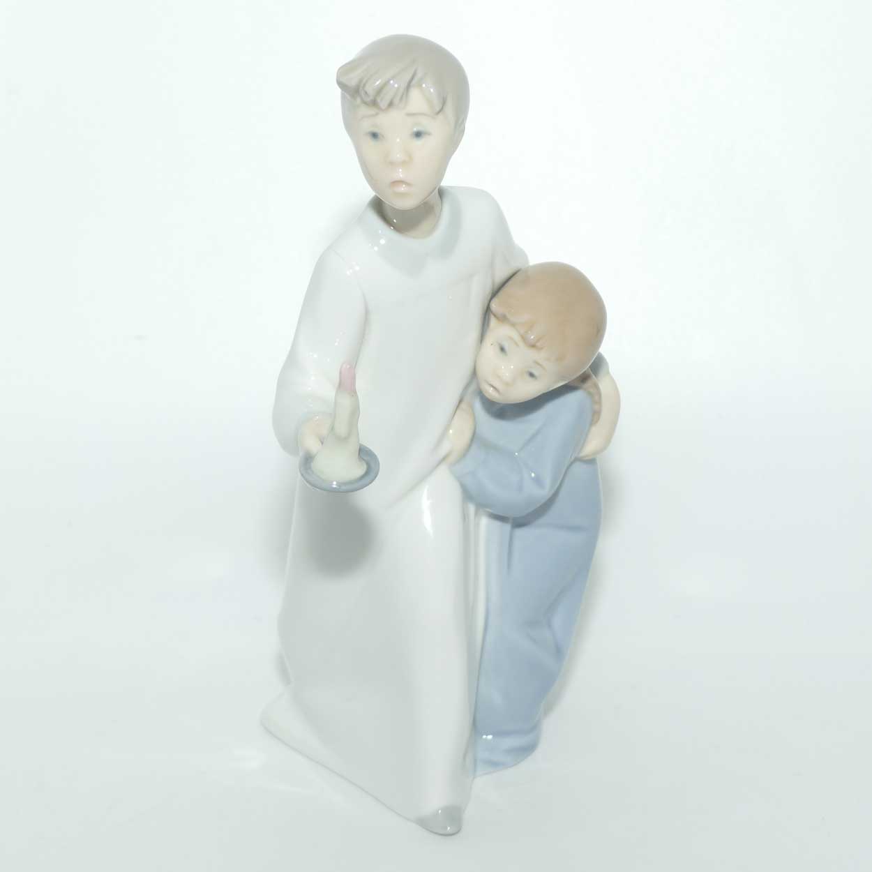 Lladro figure | Boy and Girl | Boy in Nightshirt #1 | #4874
