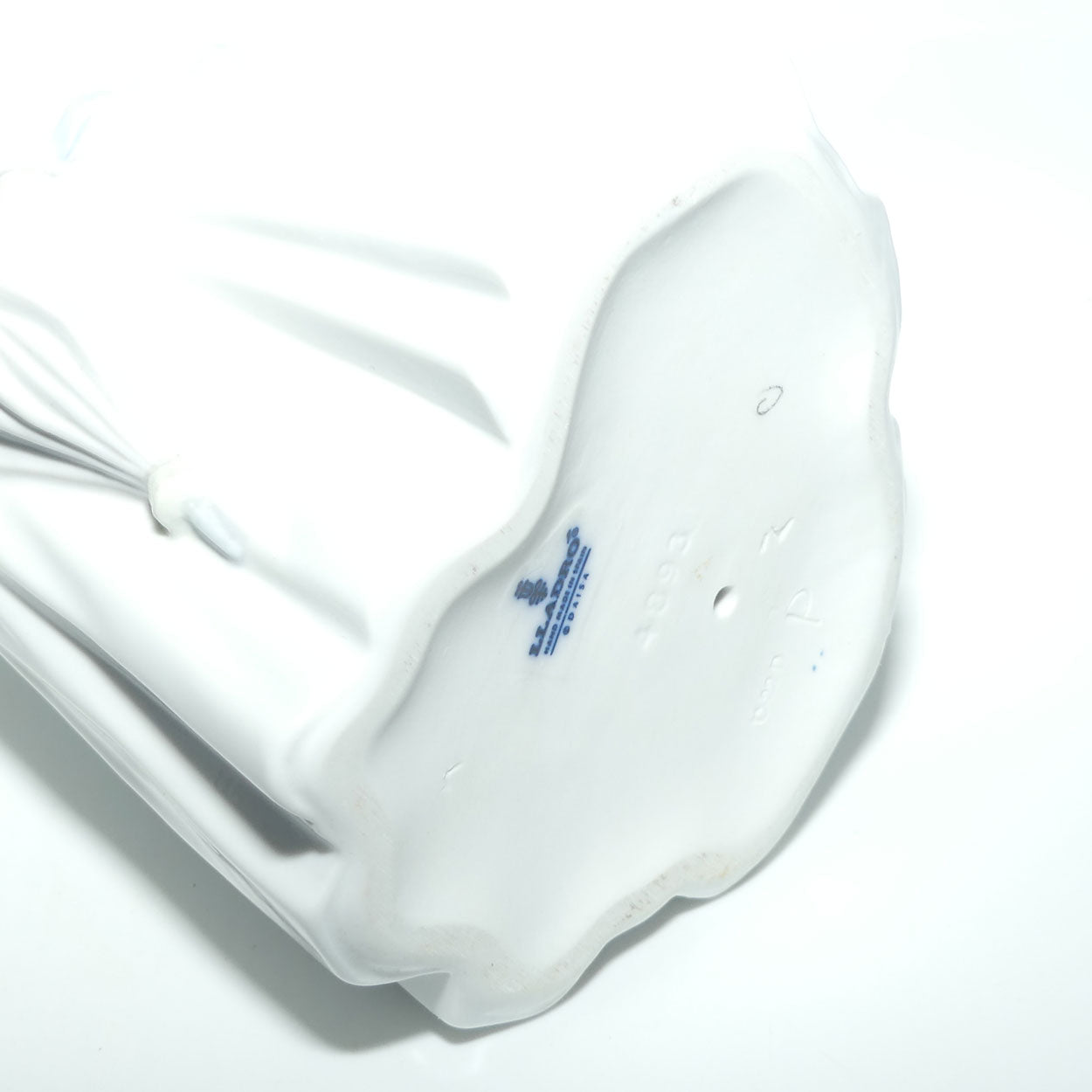 Lladro figure Walk with the Dog | My Dog | Pekingese | #4893