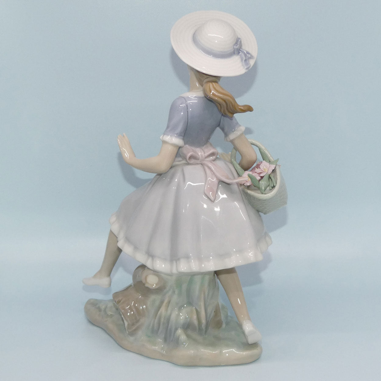 Lladro figure Country Lass with Dog | Mirth in the Country #4920