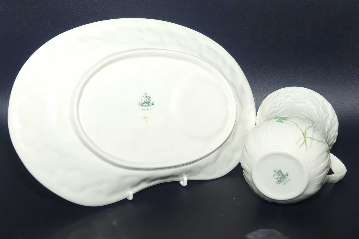 Belleek Shamrock pattern Hostess Coffee mug and tray | 4th Green Mark