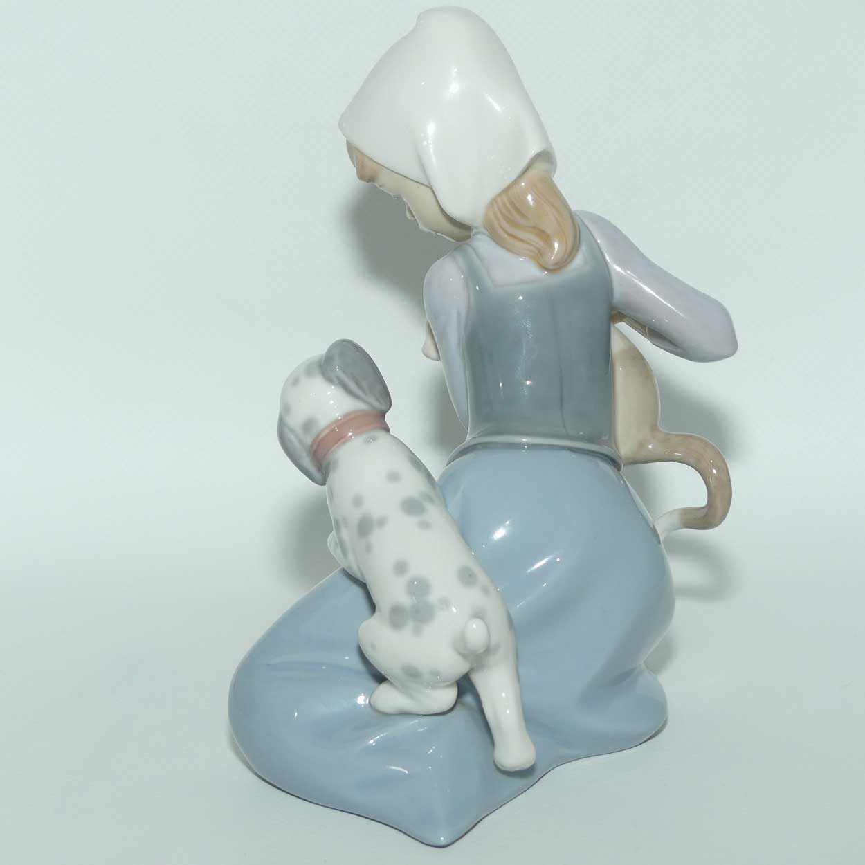 Lladro figure Little Friskies | #5032
