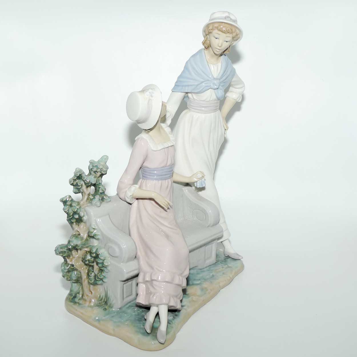 Lladro Ladies Talking figure group #5042