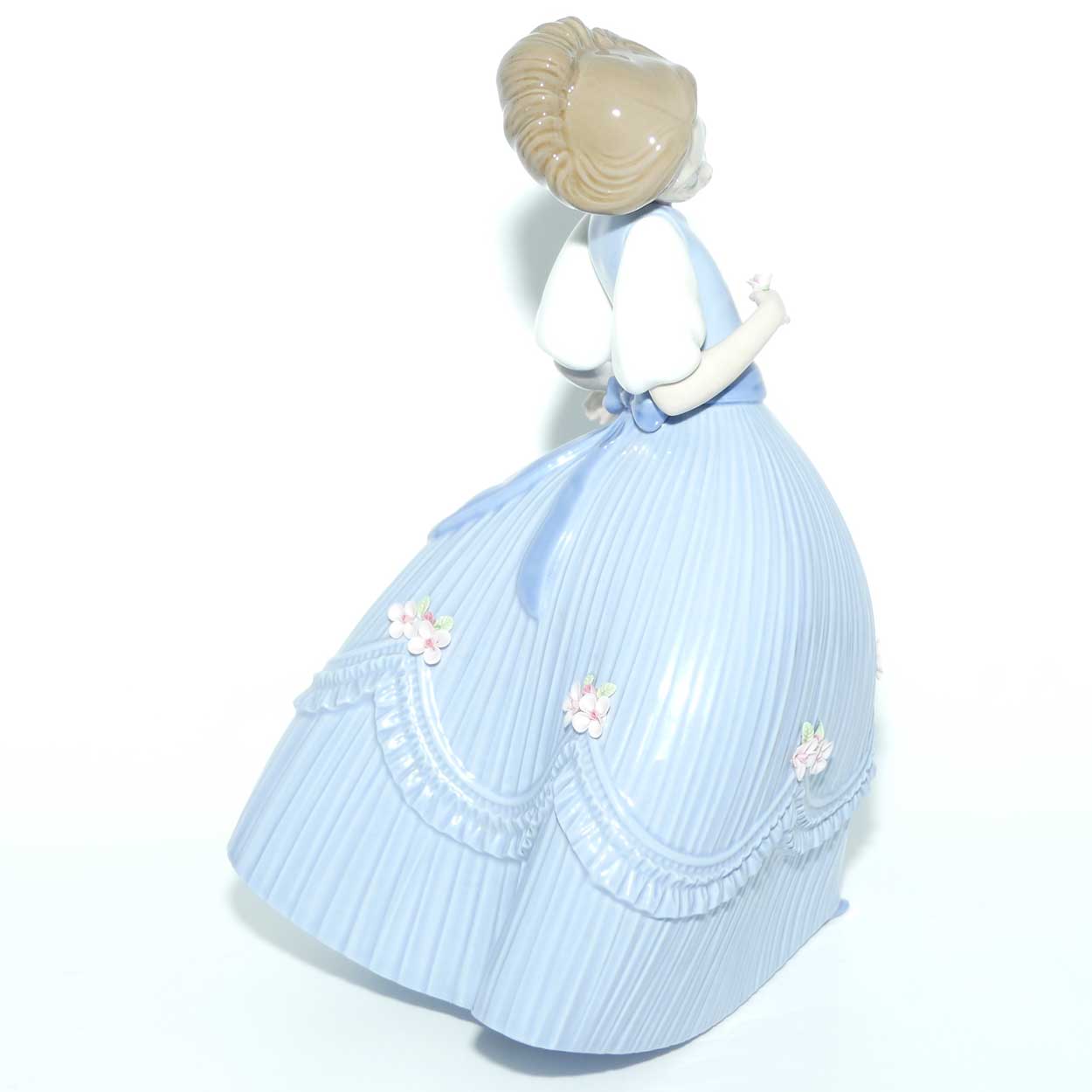 Lladro figure Girl in Bluish Dress | #5119