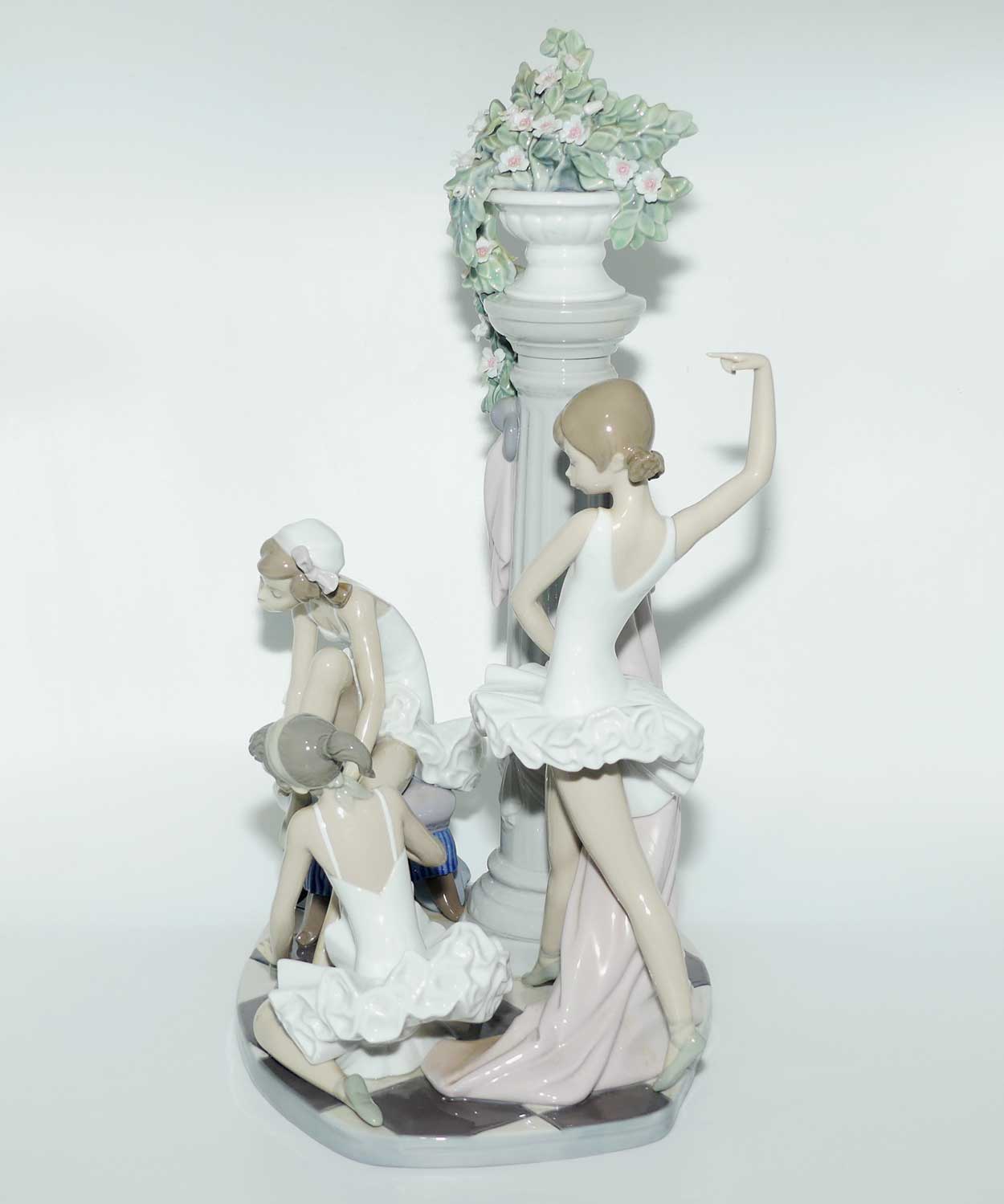 Lladro figure Ballet Trio #5235