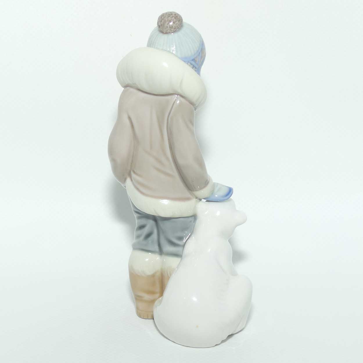 Lladro figure Eskimo Boy with Pet | Boy with Polar Bear Cub | #5238