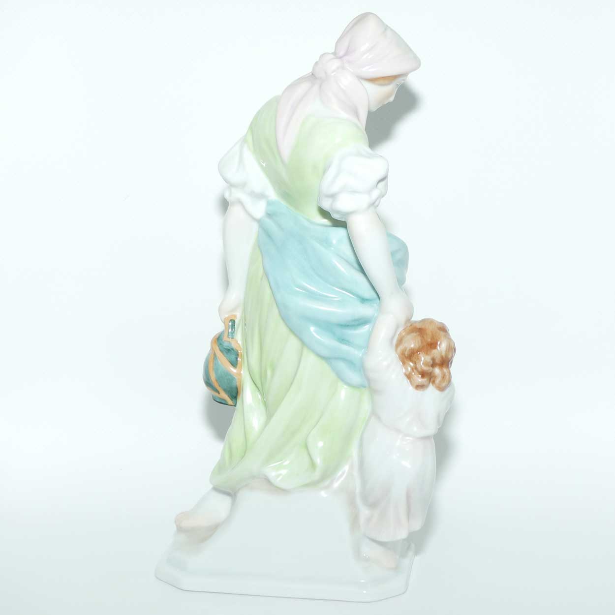 Herend Hungary figure 5425 | Mother and Child