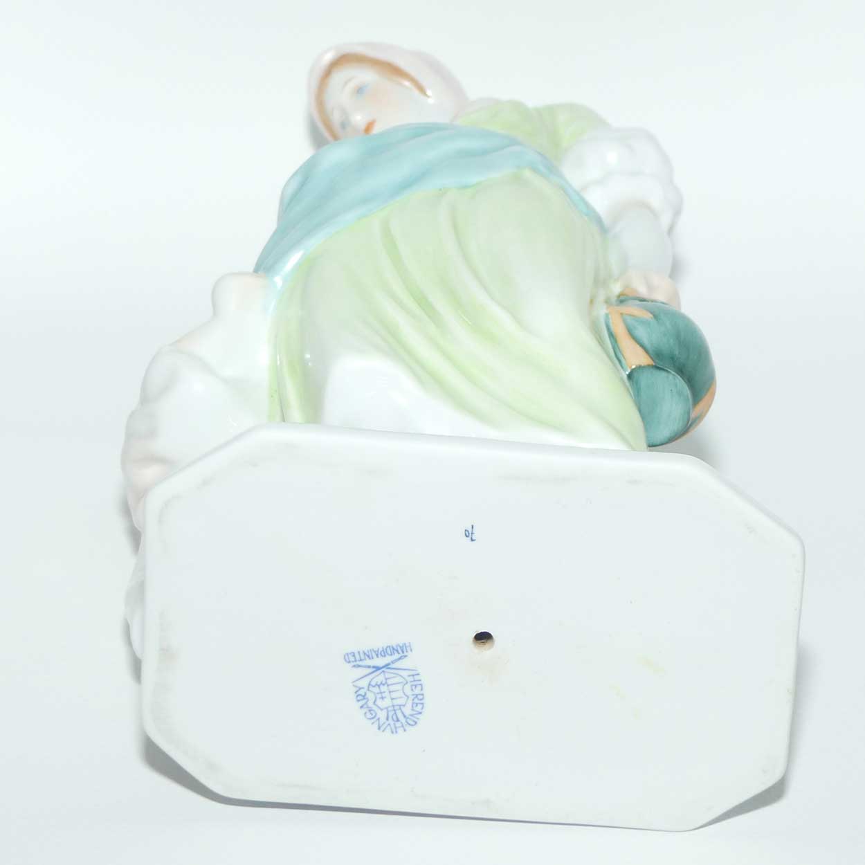 Herend Hungary figure 5425 | Mother and Child