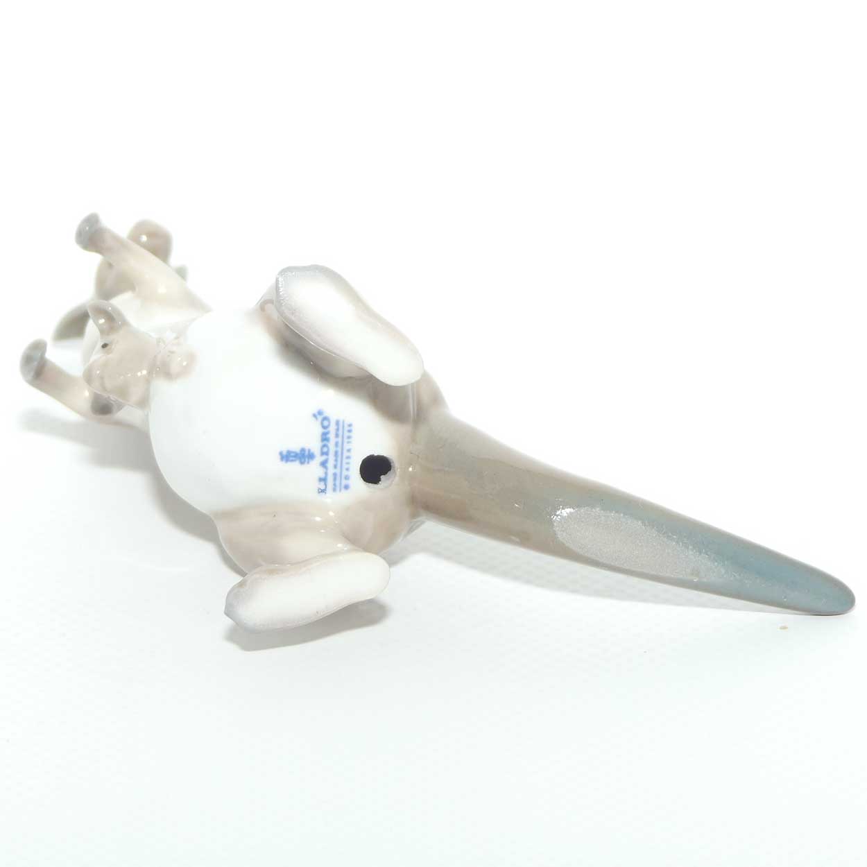 Lladro figure Mini Kangaroo and Joey | Gloss | 5433