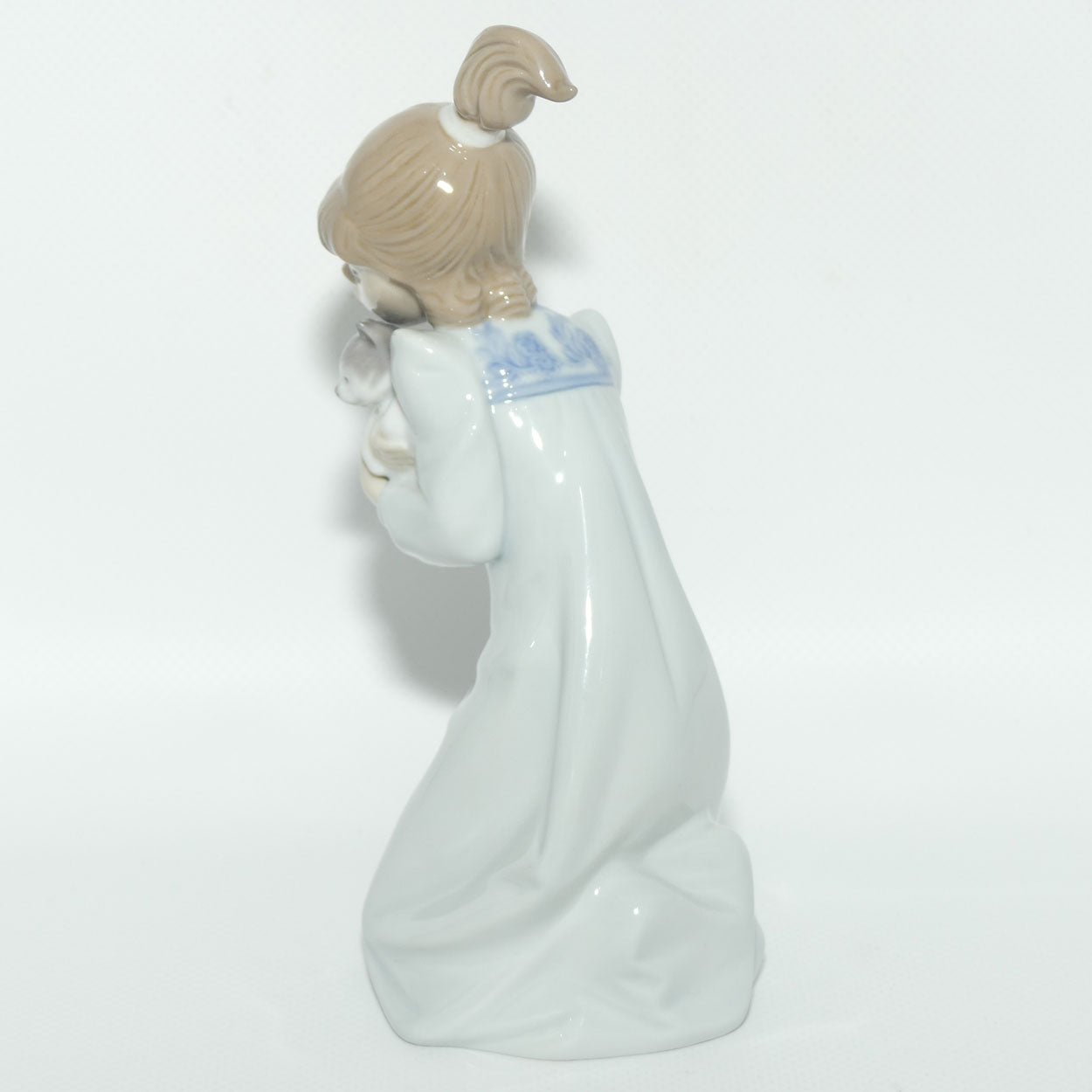 Lladro figure Sleepy Kitten | Gloss | #5712