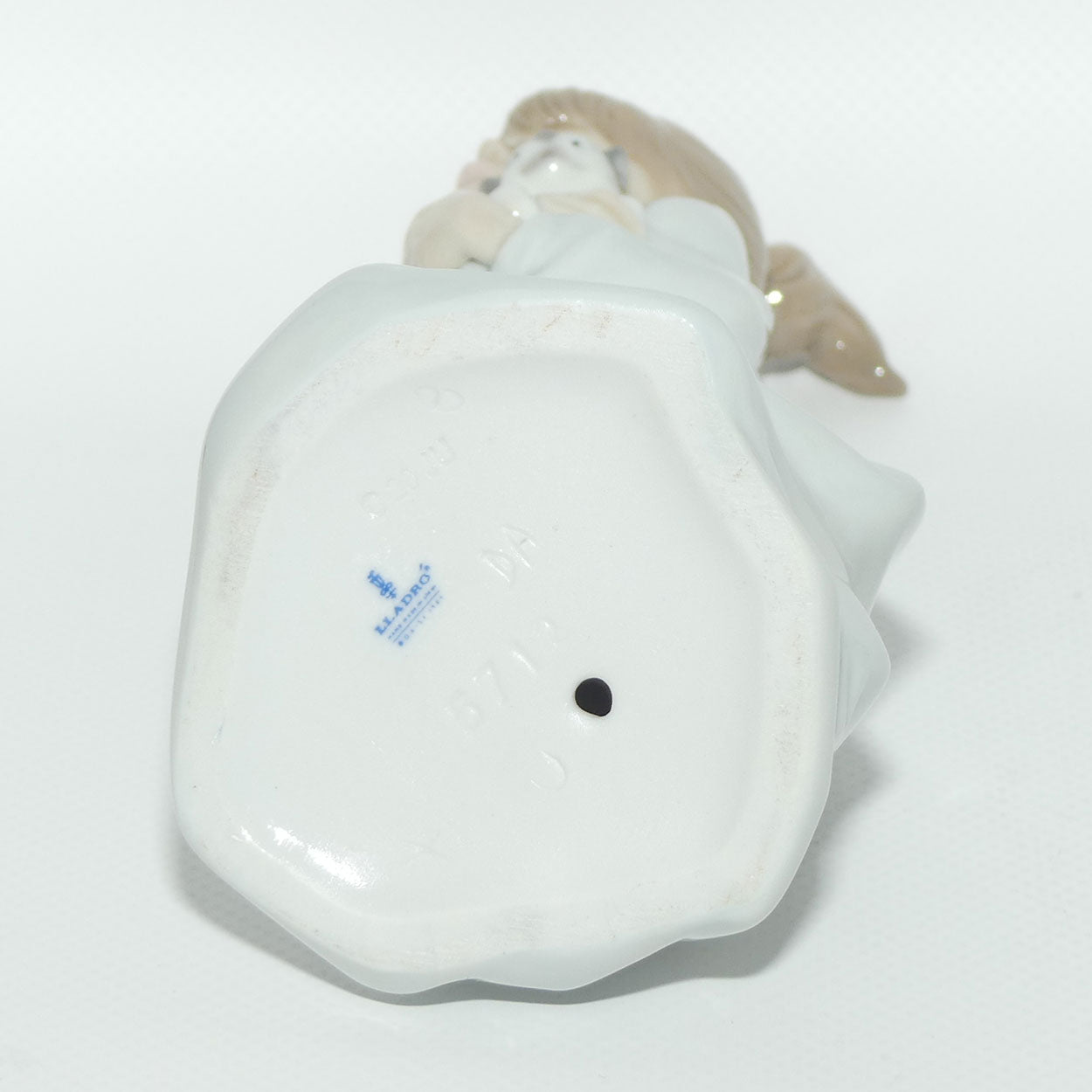 Lladro figure Sleepy Kitten | Gloss | #5712