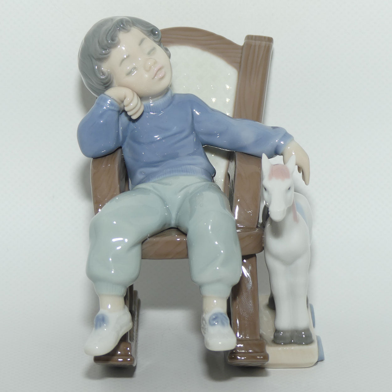 Lladro figure All Tuckered Out | #5846