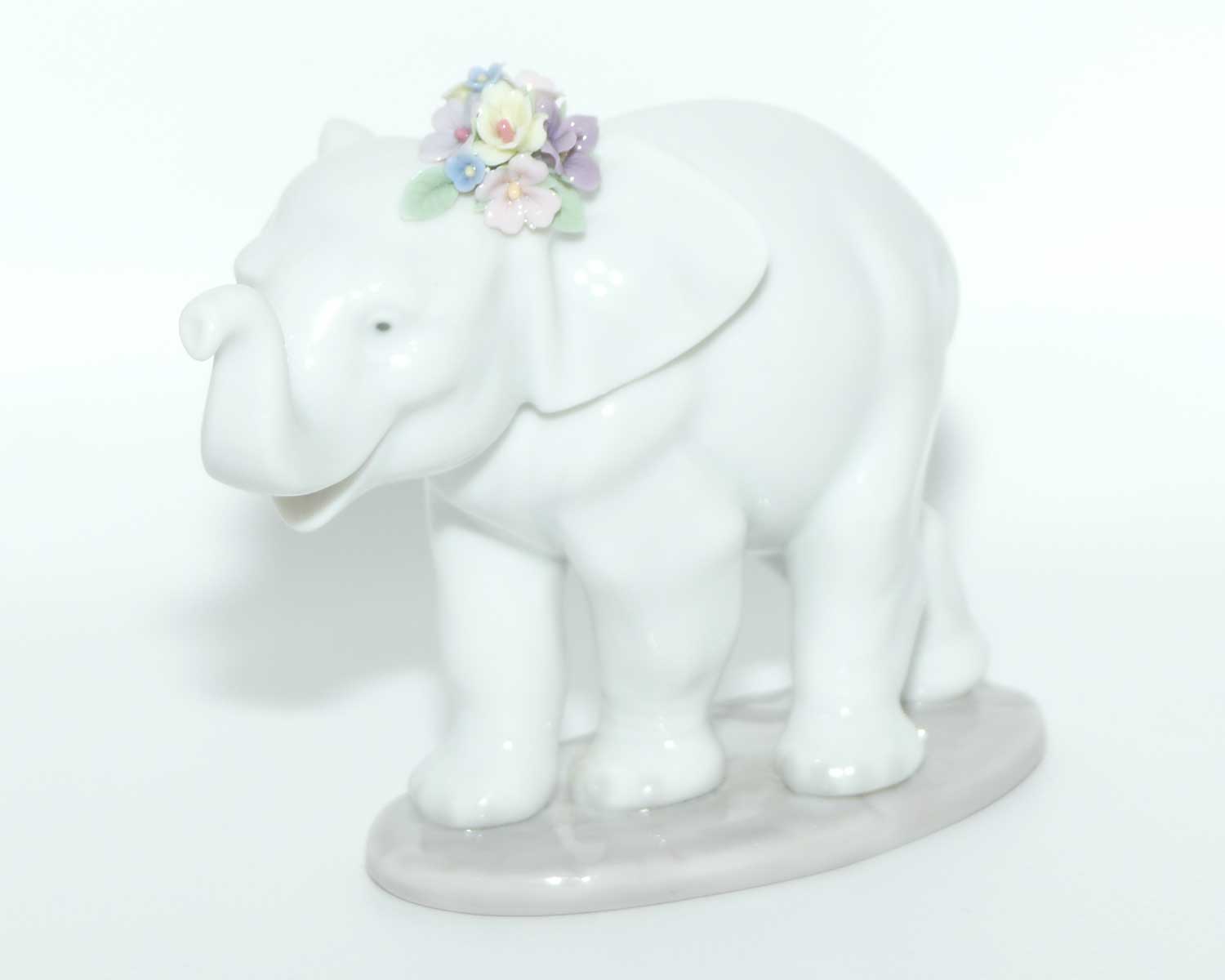 Lladro figure Lucky Strolling | #6460