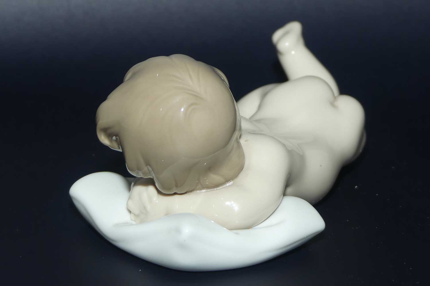 Lladro figure Sleepy Time | #6497