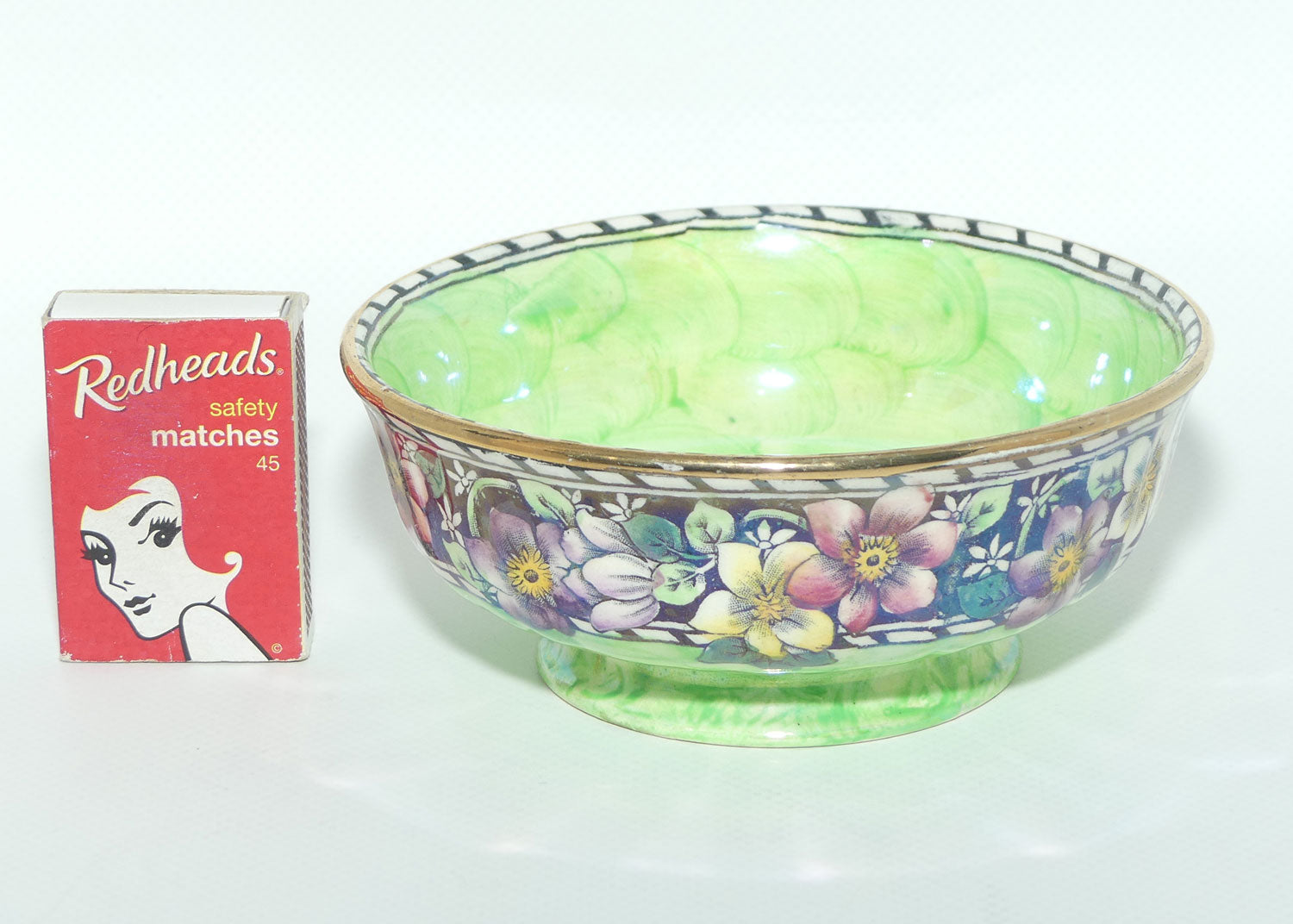 Maling Clematis Victoria Green small bowl | 6500