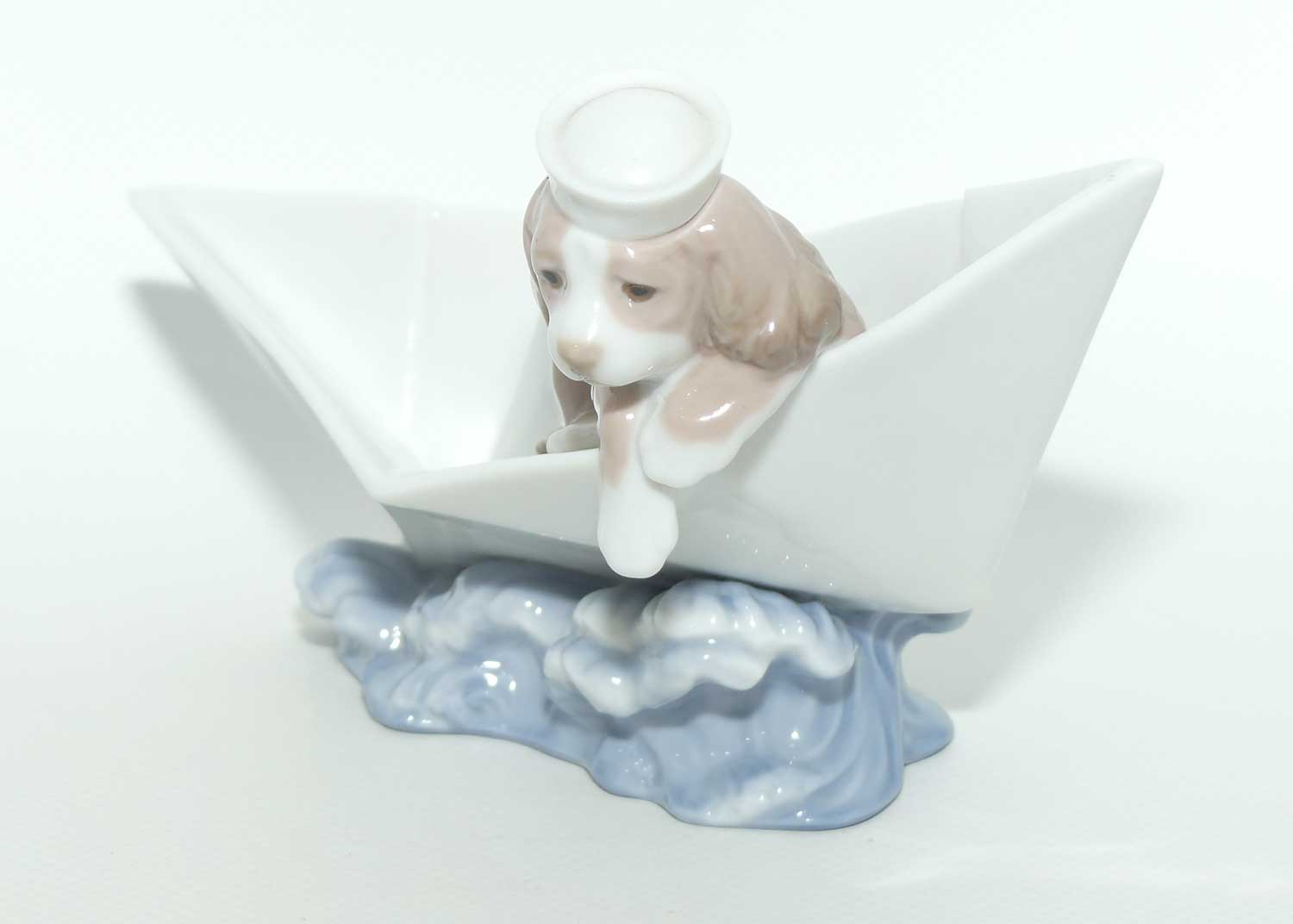 Lladro figure Little Stowaway | #6642