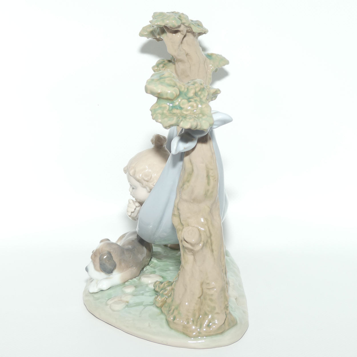 Lladro figure Little Napmates | #6853 | boxed
