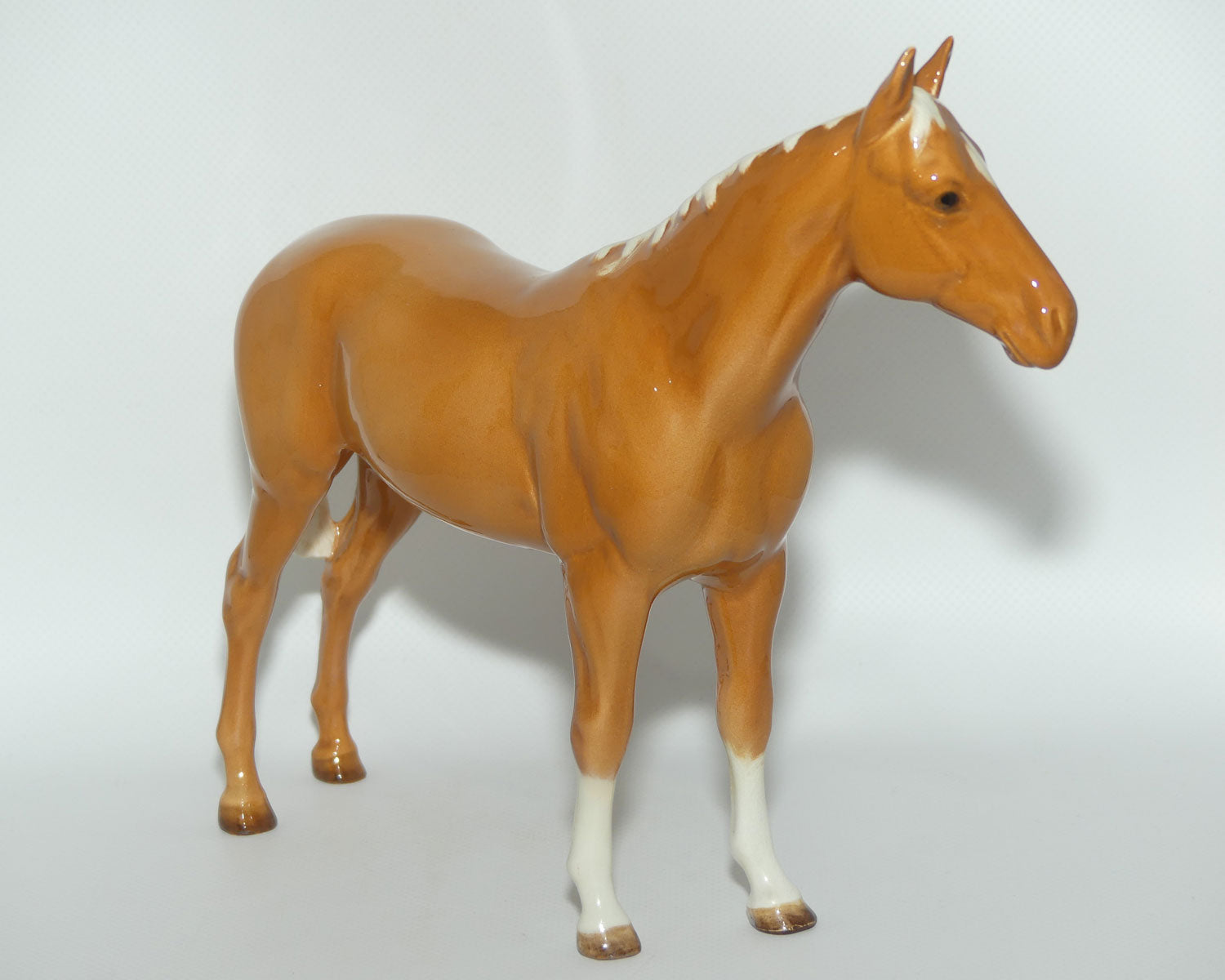 #1772 Beswick Thoroughbred Stallion | Large | Palomino
