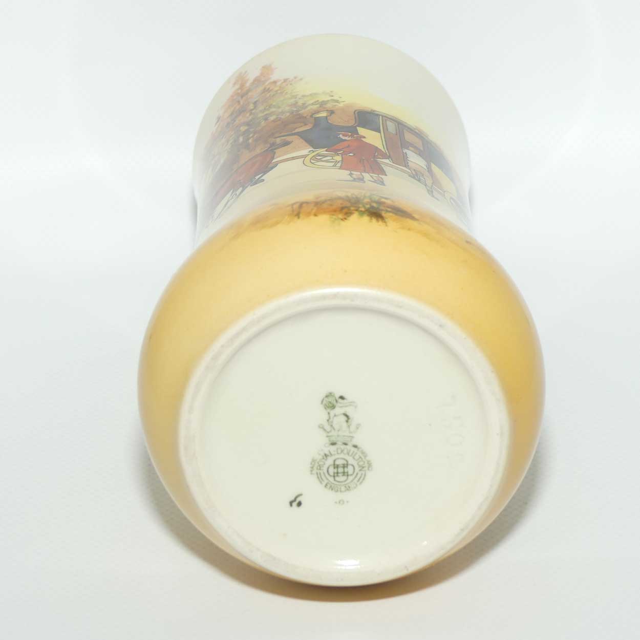 Royal Doulton Coaching Days cylindrical vase | Shape 7502 | 18cm tall