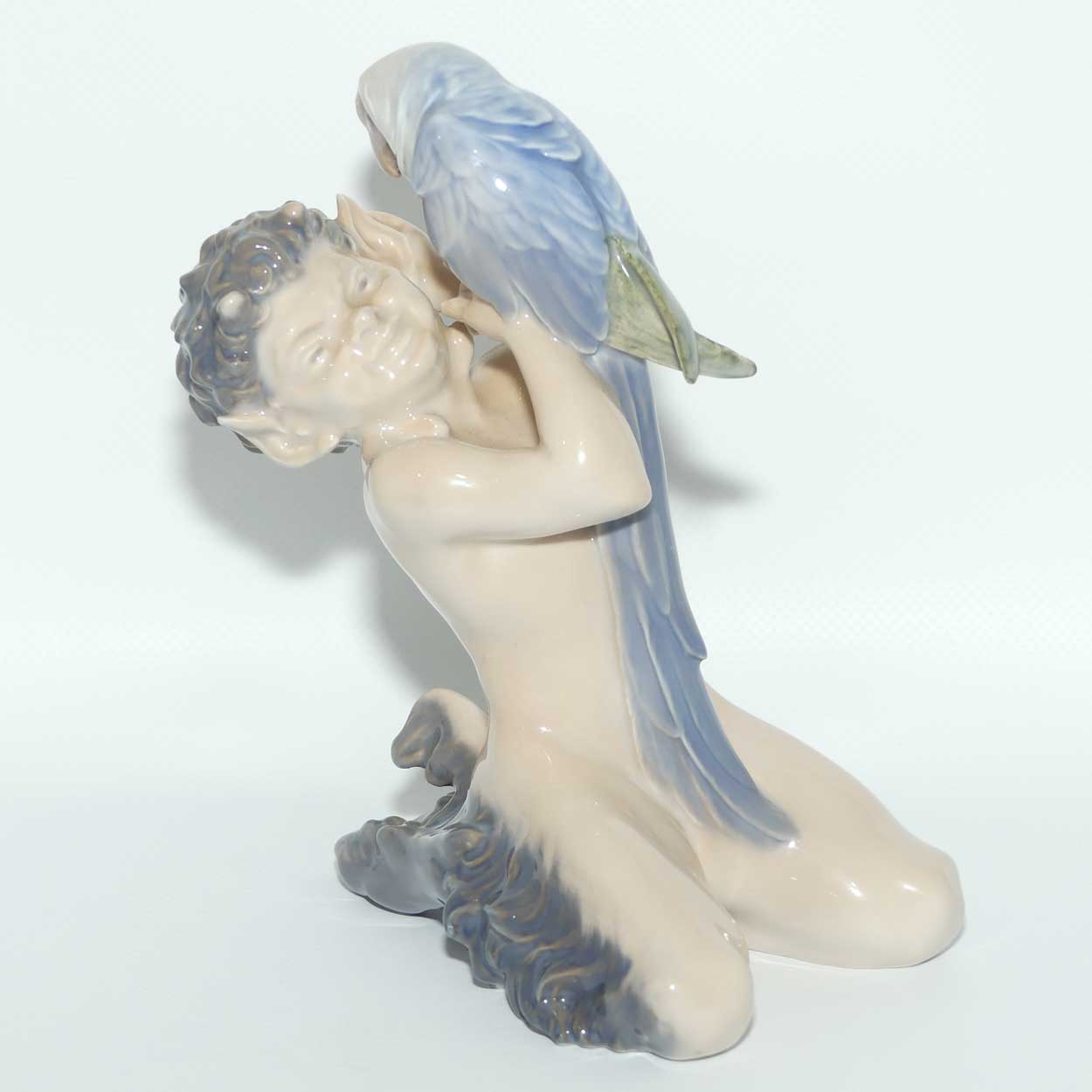 Royal Copenhagen figure 752 | Fawn with Parrot