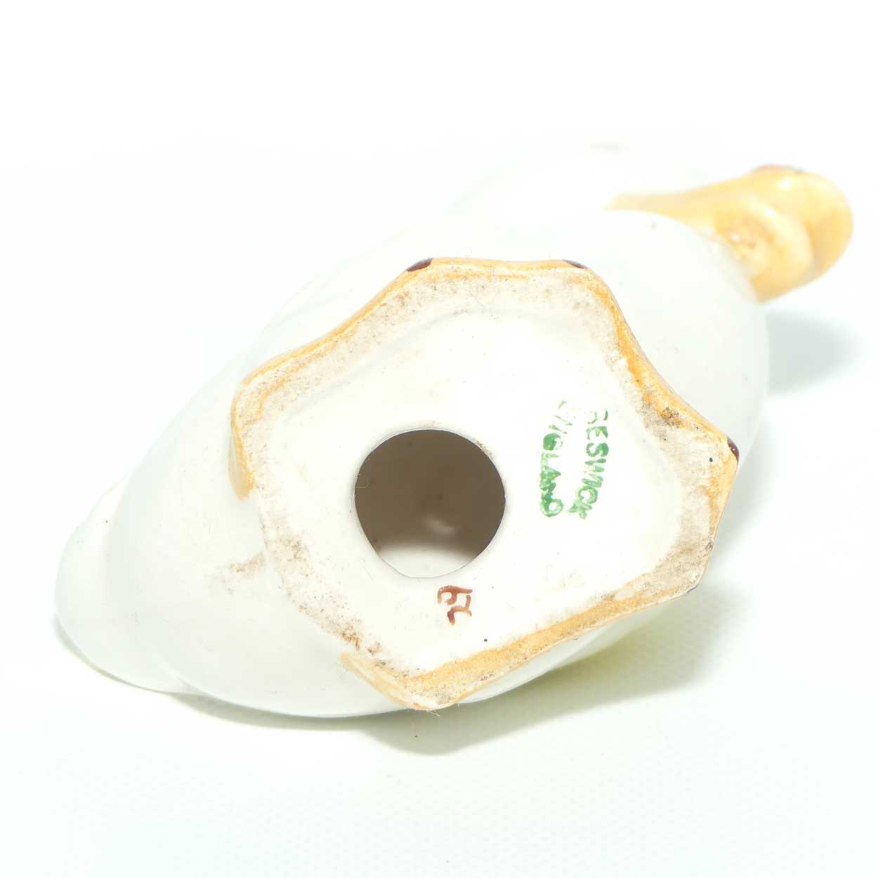 #0760 Beswick Duck with Ladybird on Beak