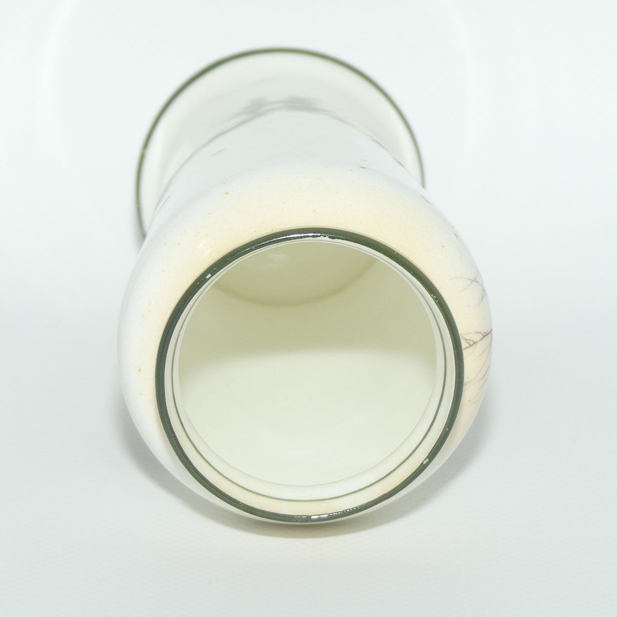 Royal Doulton Coaching Days | White Ground vase | Shape 767 #2 | E3804