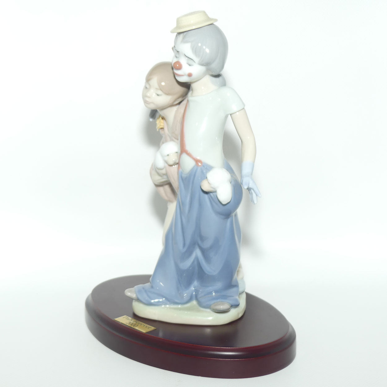 Lladro figure Pals Forever | #7686 | boxed with stand